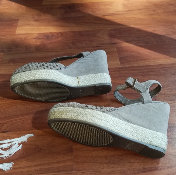 Wedges - Picture 4 of 5